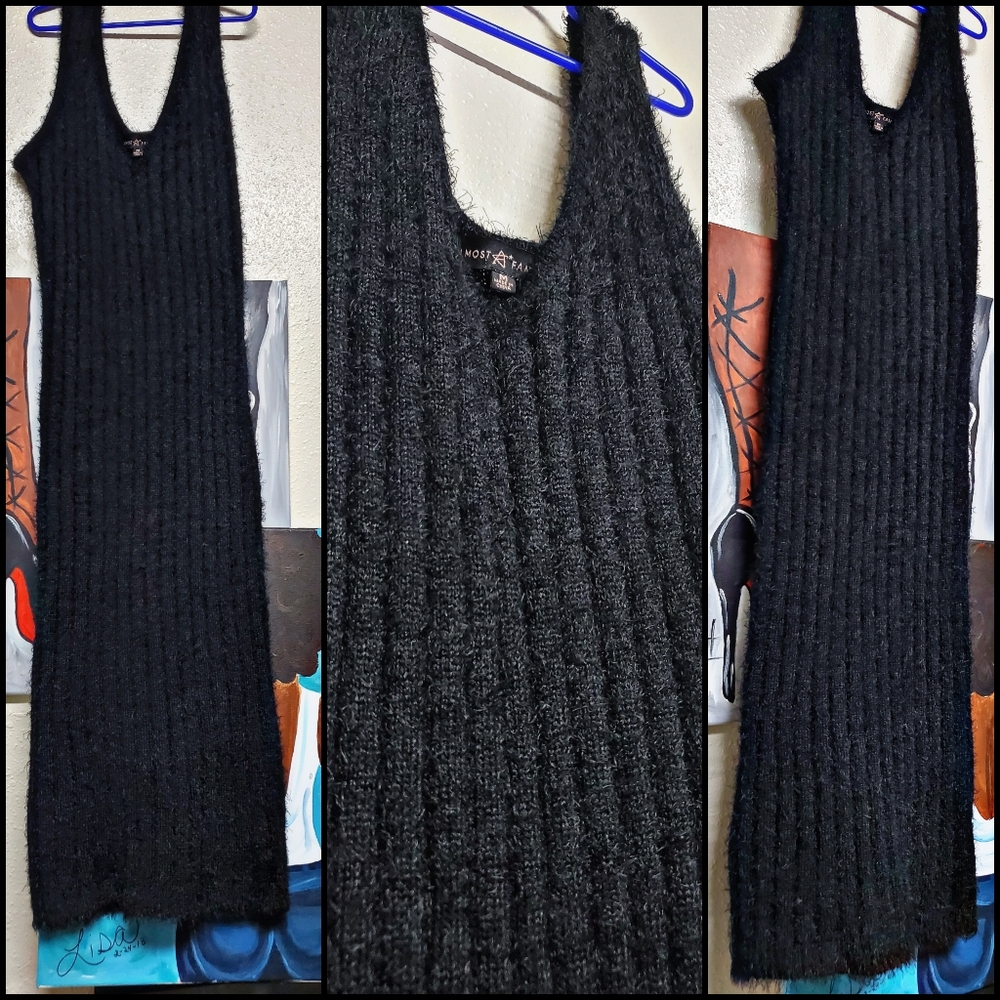 Flash Sale! 🔥 Black fuzzy bodycon dress